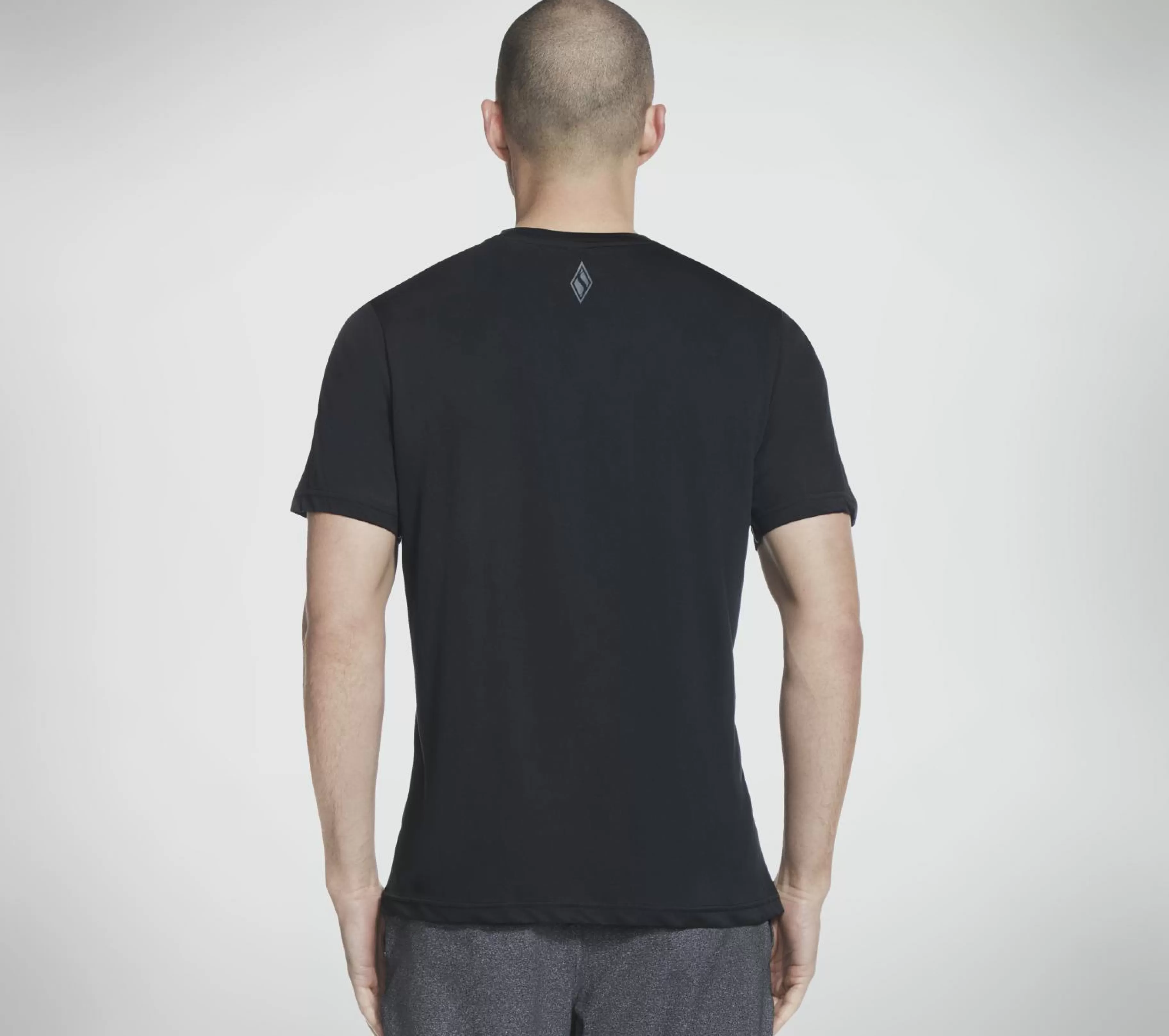 Partes De Cima | Partes De Cima | SKECHERS GO DRI Charge Tee PRETO