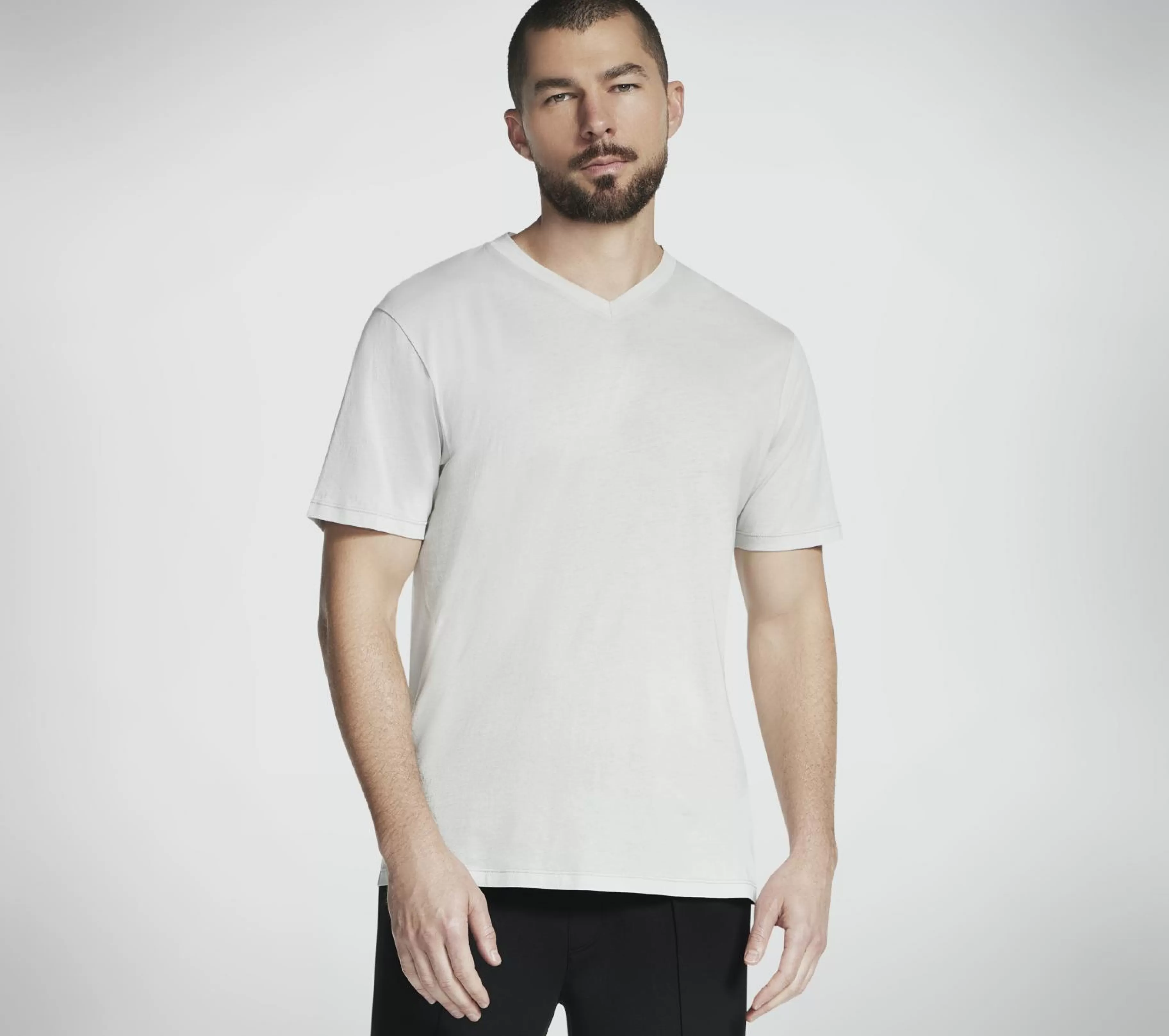 Partes De Cima | Partes De Cima | SKECHERS GO DRI Pima Signature V-Neck BRANCO / TAUPE