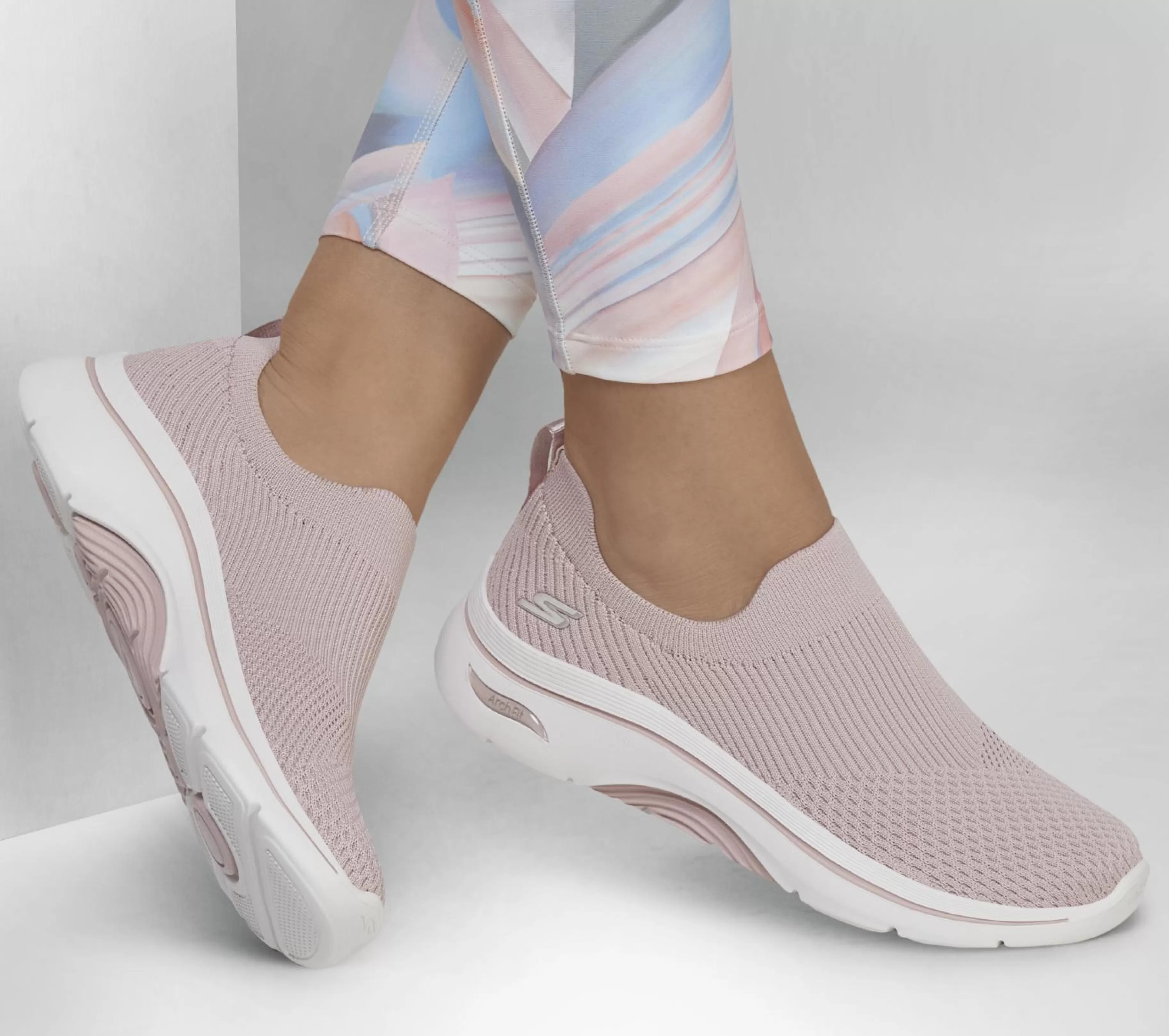 Calçado Sem Atacadores | Sapatilhas | SKECHERS GO WALK Arch Fit 2.0 - Paityn MALVA