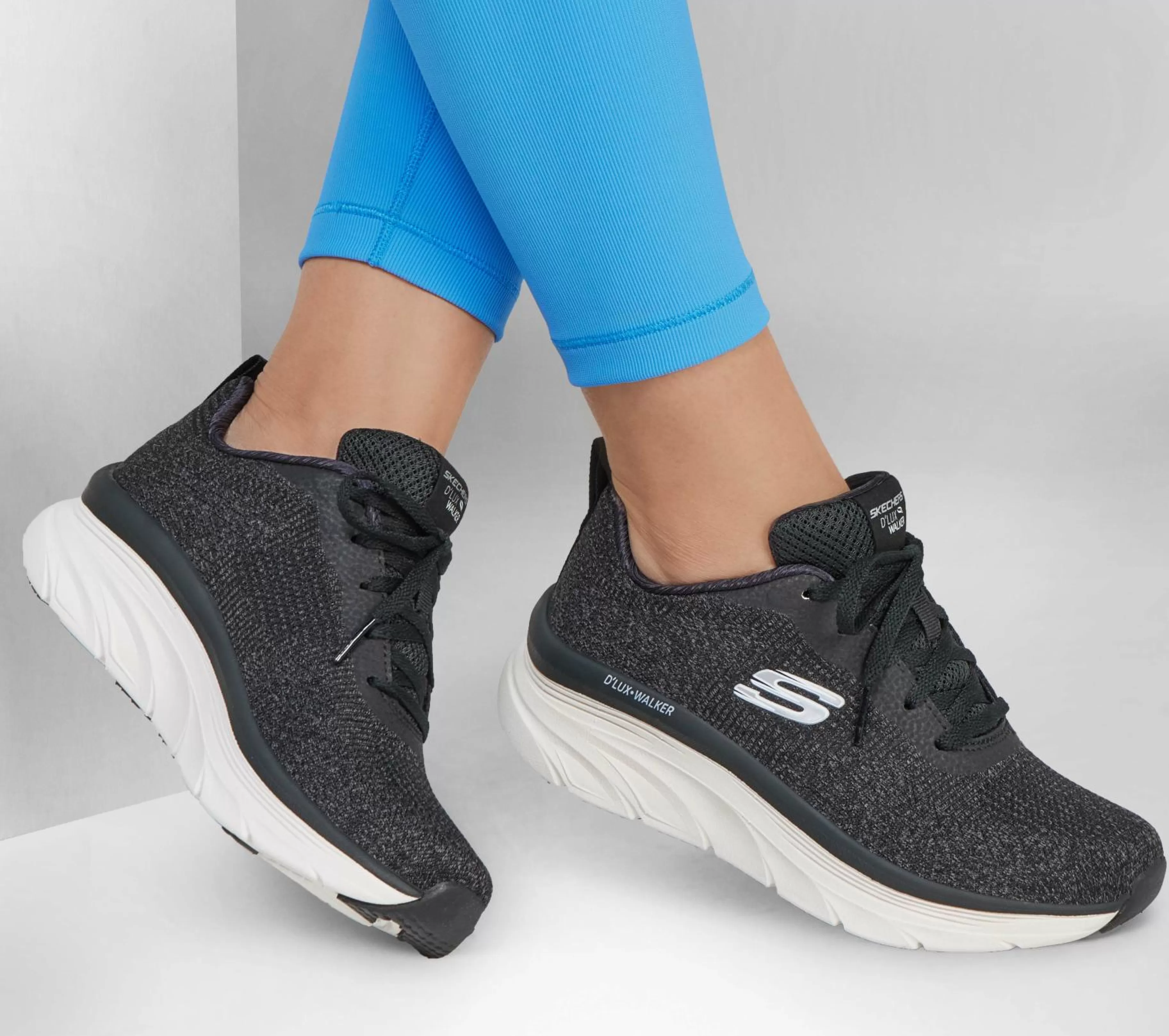 Com Atacadores | Sapatilhas | SKECHERS Relaxed Fit: D'Lux Walker - Daily Beauty PRETO