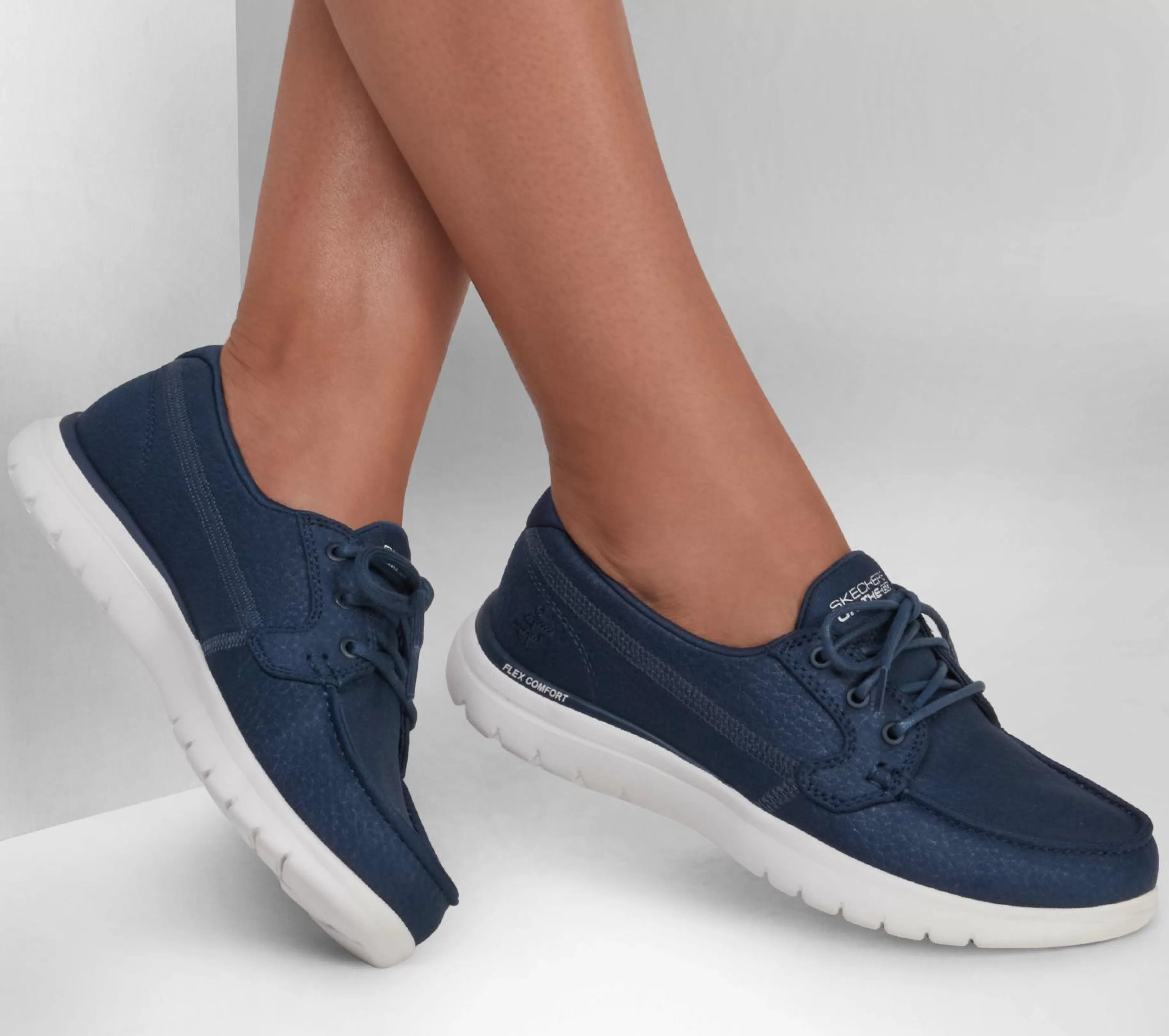 Sapato De Vela | Com Atacadores | SKECHERS On The GO Flex - Un Mar NAVY