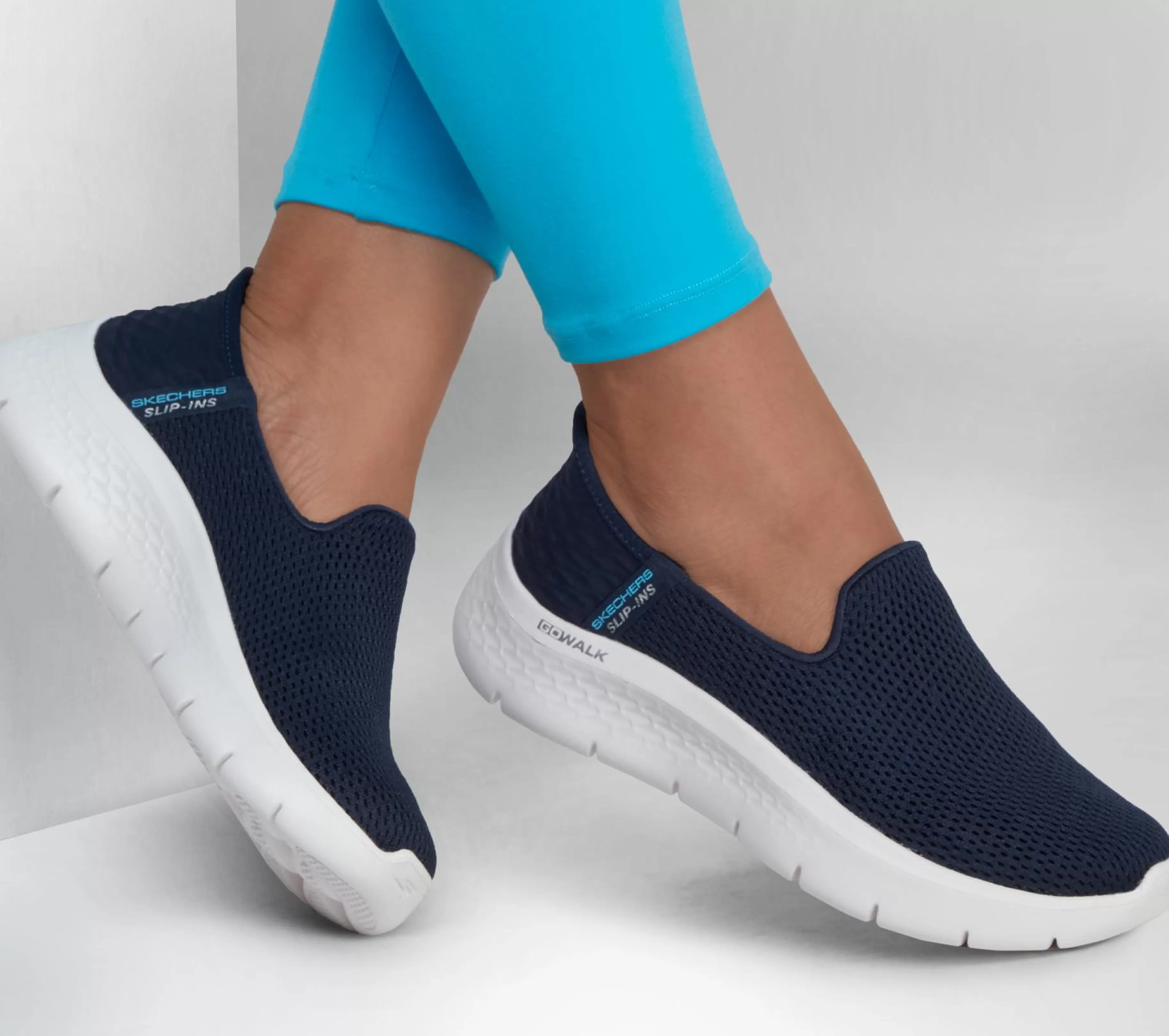 Calçado Sem Atacadores | Sapatilhas | SKECHERS Slip-ins: GO WALK Flex - Relish NAVY